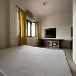 Oyo 92098 Kost Orange Syariah