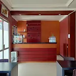 Oyo 92098 Kost Orange Syariah
