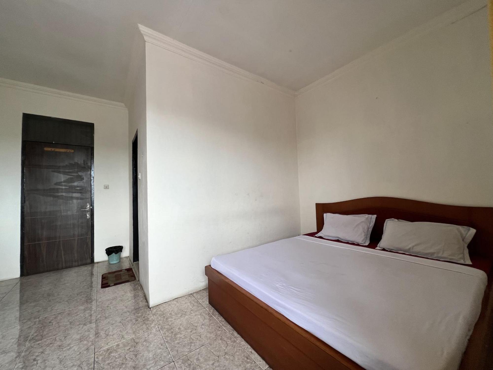 Hotel Oyo 92098 Kost Orange Syariah
